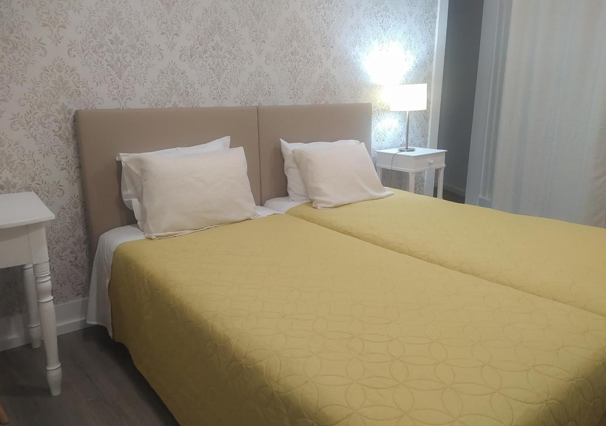 Mondalva Guesthouse Sao Pedro de Alva Luaran gambar