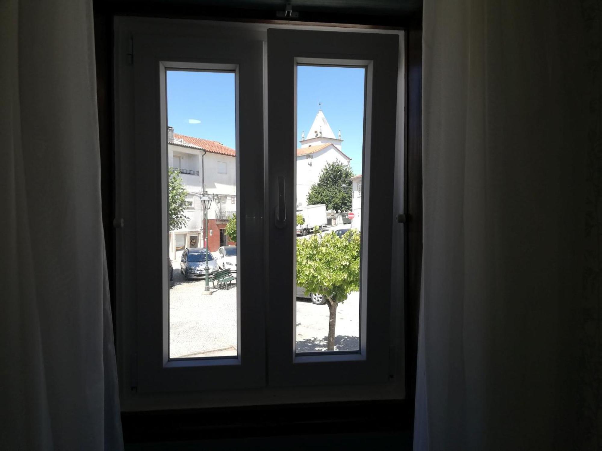 Mondalva Guesthouse Sao Pedro de Alva Luaran gambar